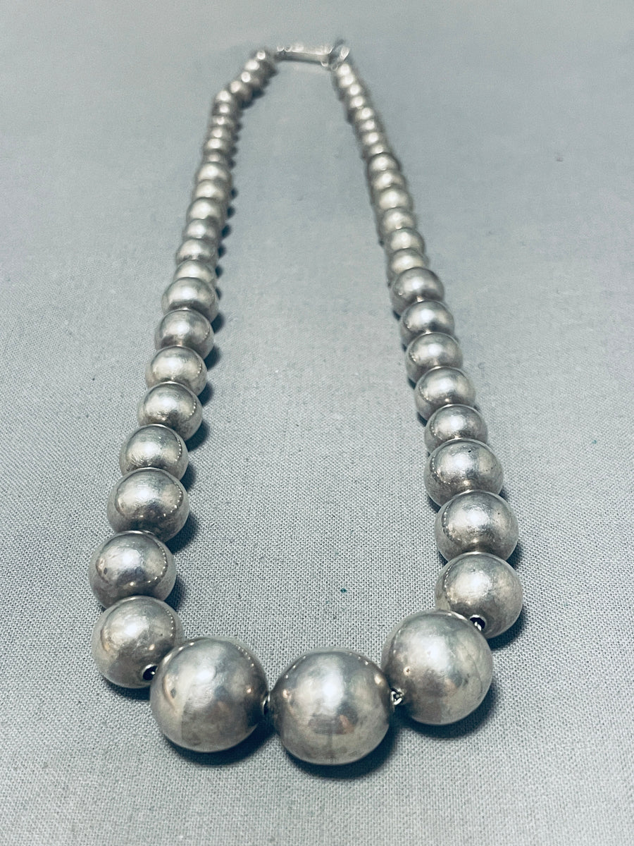 Marvelous Vintage Native American Navajo Sterling Silver Bead