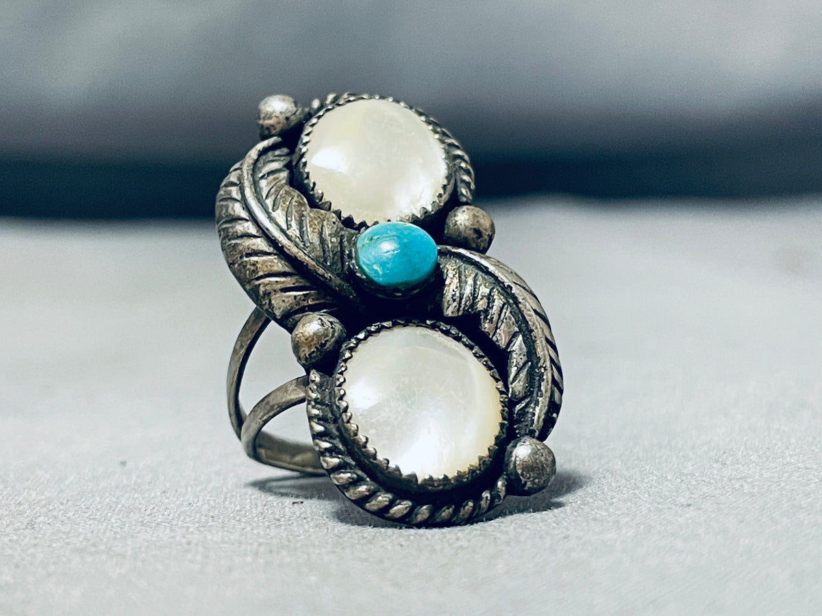 Elegant Vintage Native American Zuni Blue Gem Turquoise Mother Of Pearl  Sterling Silver Ring