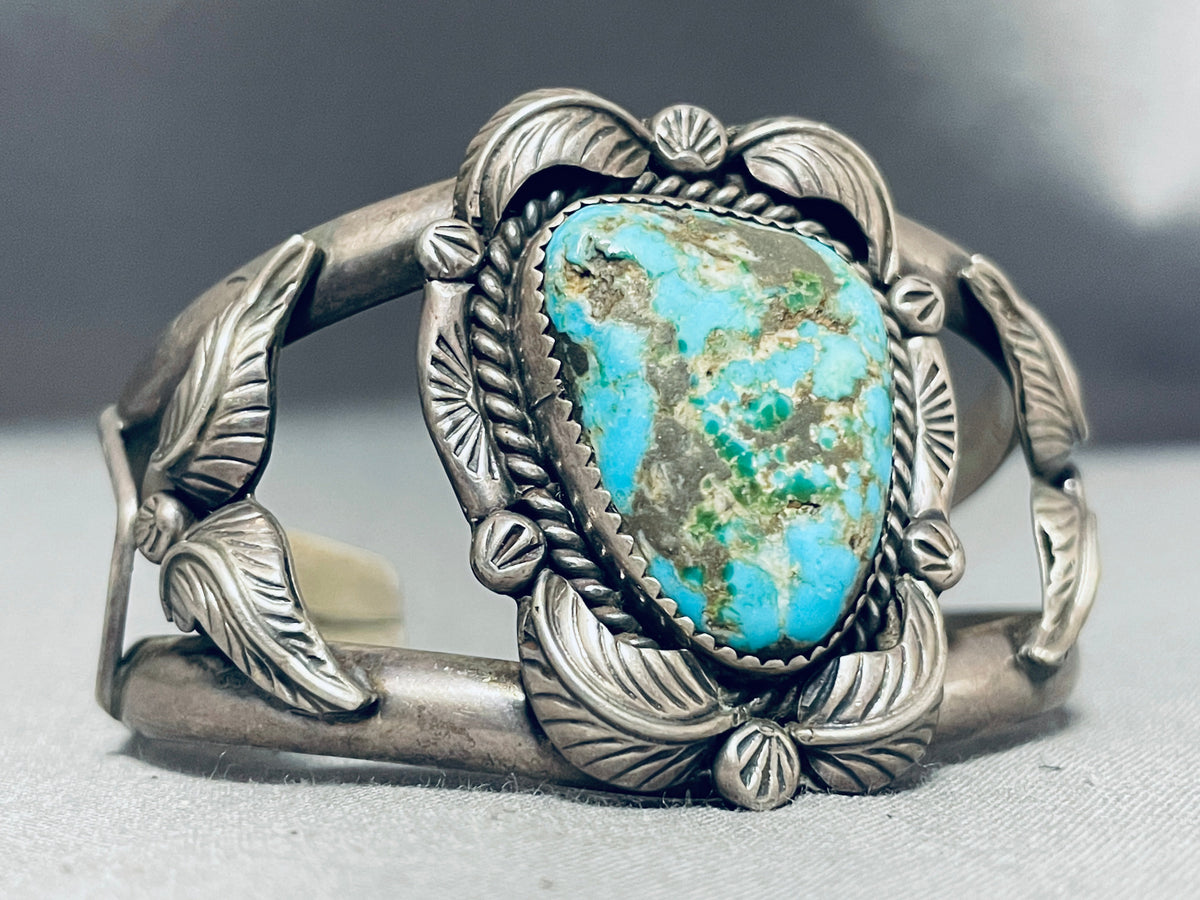 Ideal Authentic Vintage Native American Navajo Turquoise Sterling