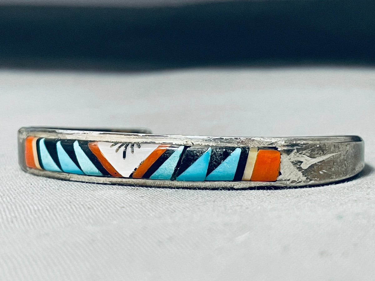 Marvelous Vintage Native American Zuni Turquoise Sterling Silver Bracelet  Signed