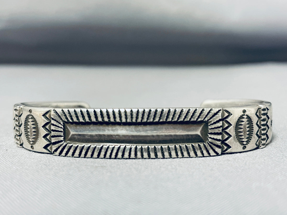 Very-Important-Perry-Shorty-