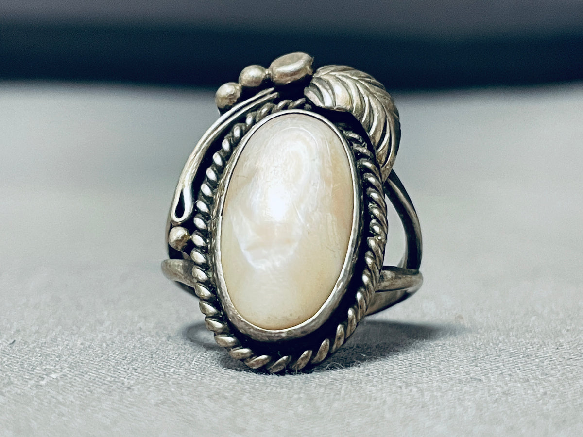 Vintage Navajo IY Signed Oval shops Beaded Pink MOP Mother Of Pearl Design Ring (925) Sterling 925 SilverSize 8 RG 583