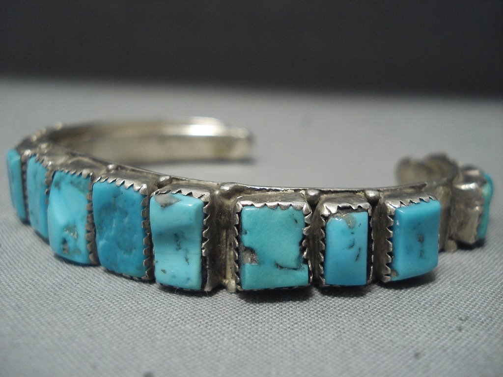 Magnificent Vintage Navajo 17 Turquoise Sterling Native American 