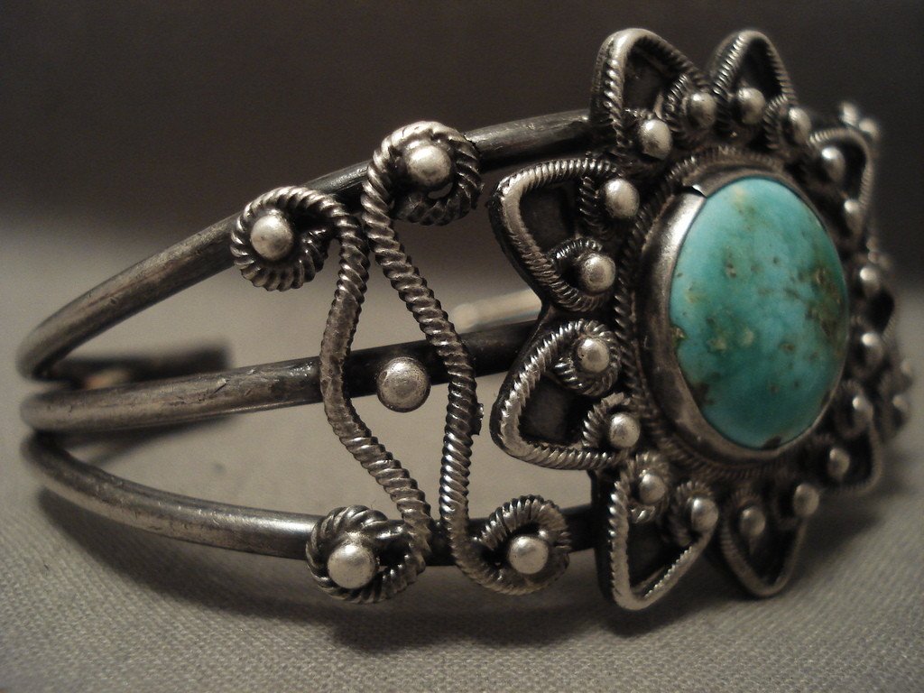 Opulent 1930's Vintage Navajo Native American Jewelry jewelry Twist Shank  Natural Green Turquoise Bracelet