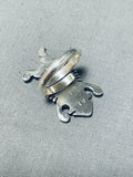 Alluring Native American Navajo Sterling Silver Toad Ring-Nativo Arts