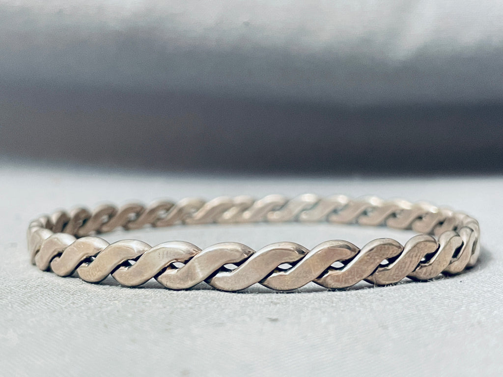Hand Tooled Vintage Native American Navajo Sterling Silver Rope