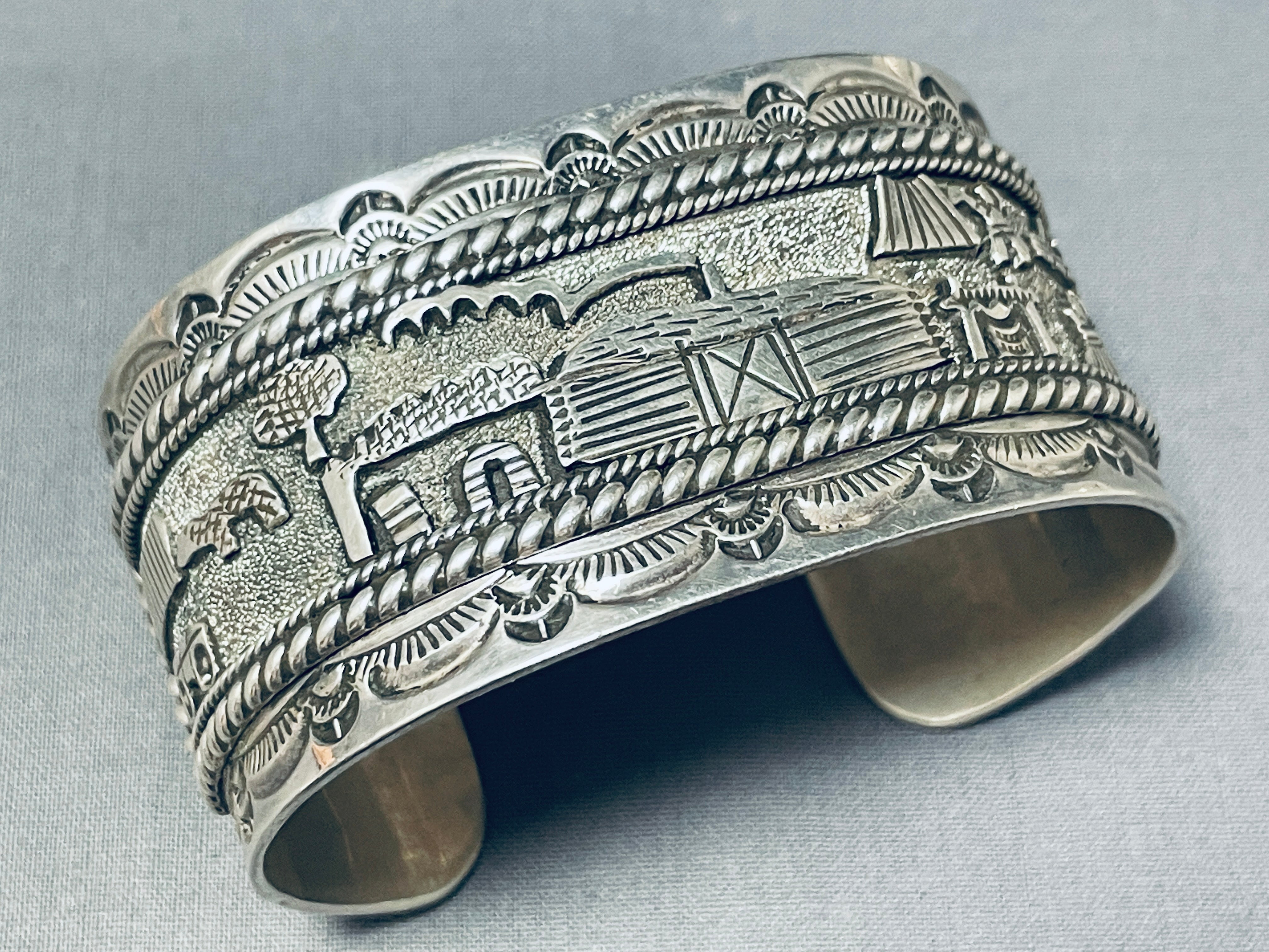 アクセサリー navajo vintage bangle silver archive One Of The Most Detailed Vintage Native American Navajo Sterling