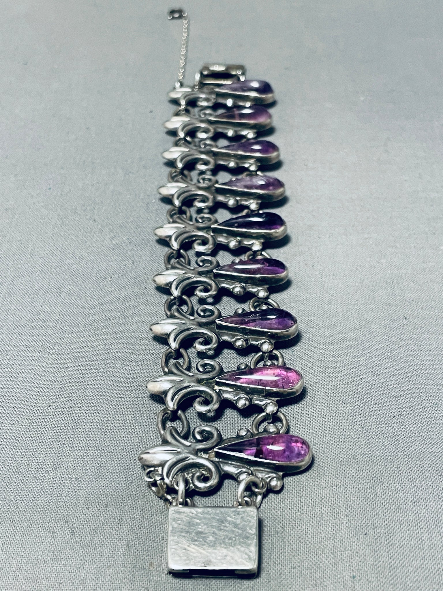 The Most Unique Vintage Amethyst Sterling Silver Clasp Bracelet – Nativo  Arts
