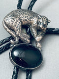Detailed Vintage Native American Navajo Leopard Sterling Silver Jet Bolo Tie Old-Nativo Arts