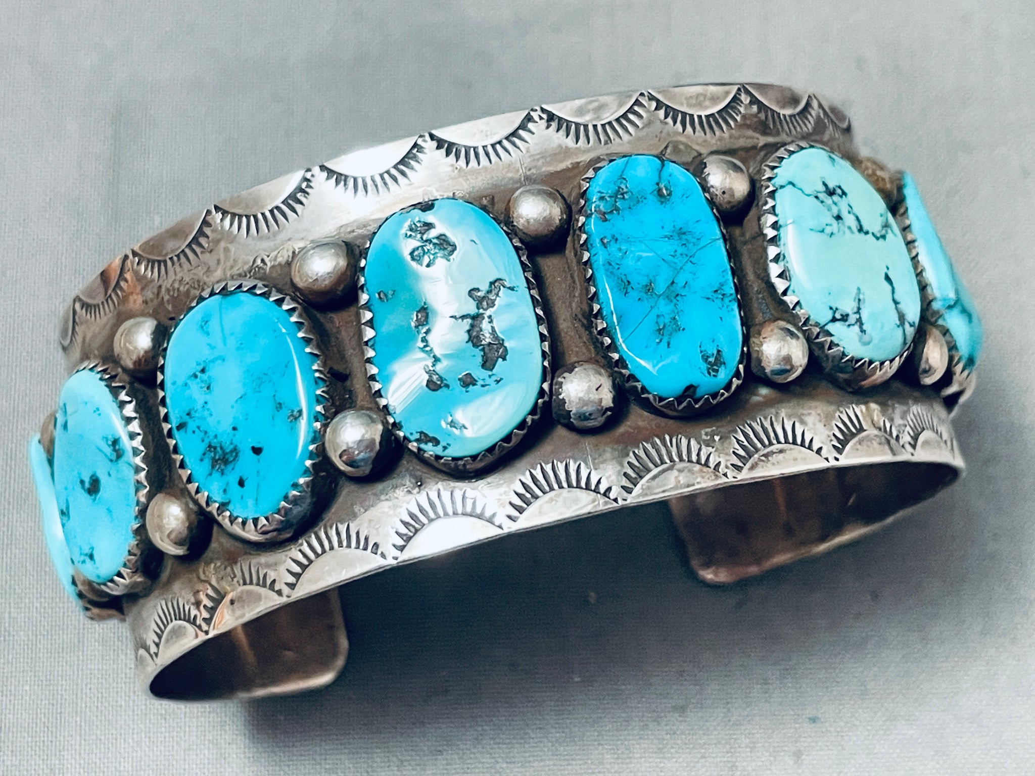 Heavy Vintage Native American Navajo Blue Turquoise Sterling