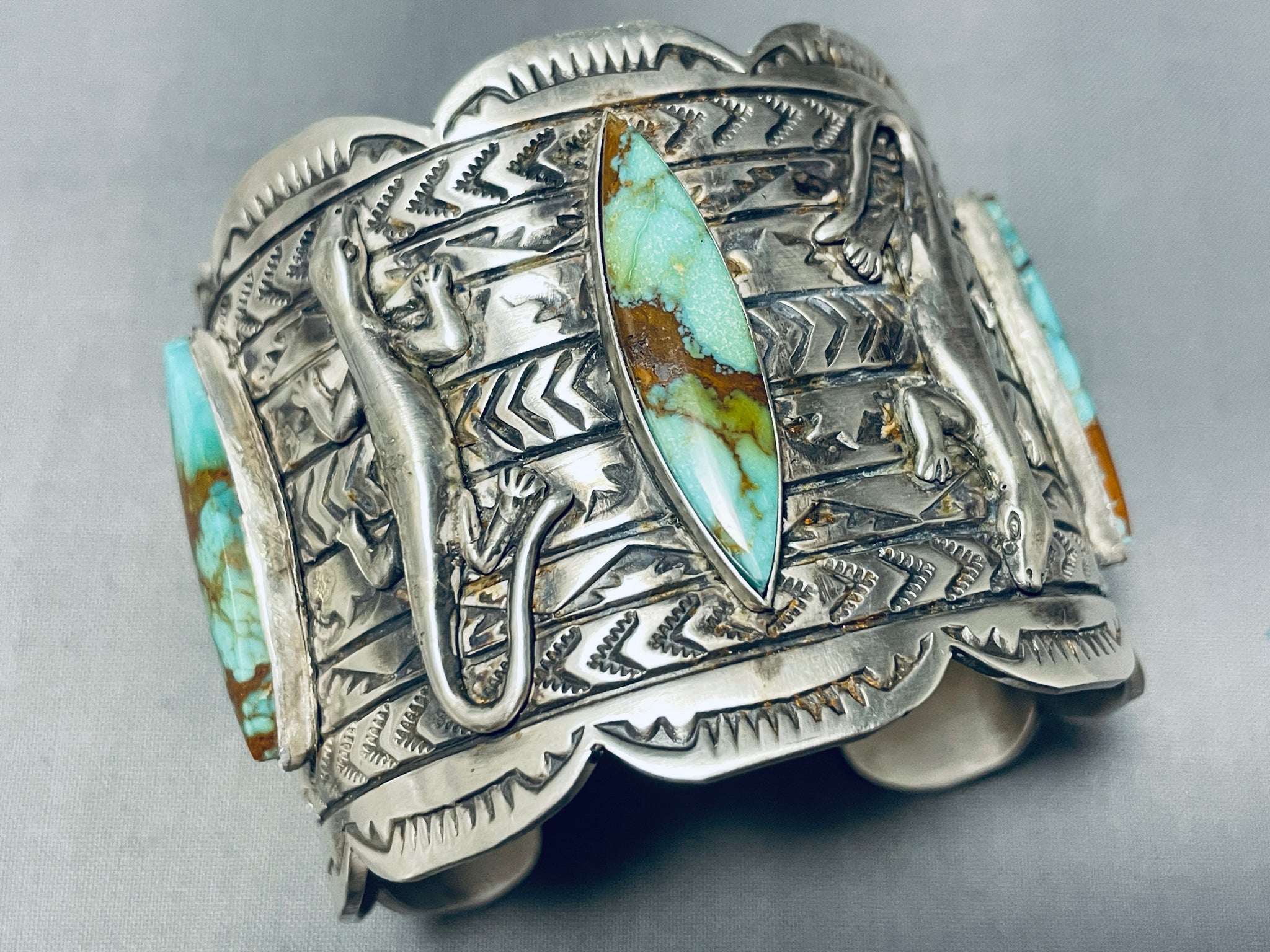 139 Grams Native American Navajo Green Turquoise Lizard Sterling