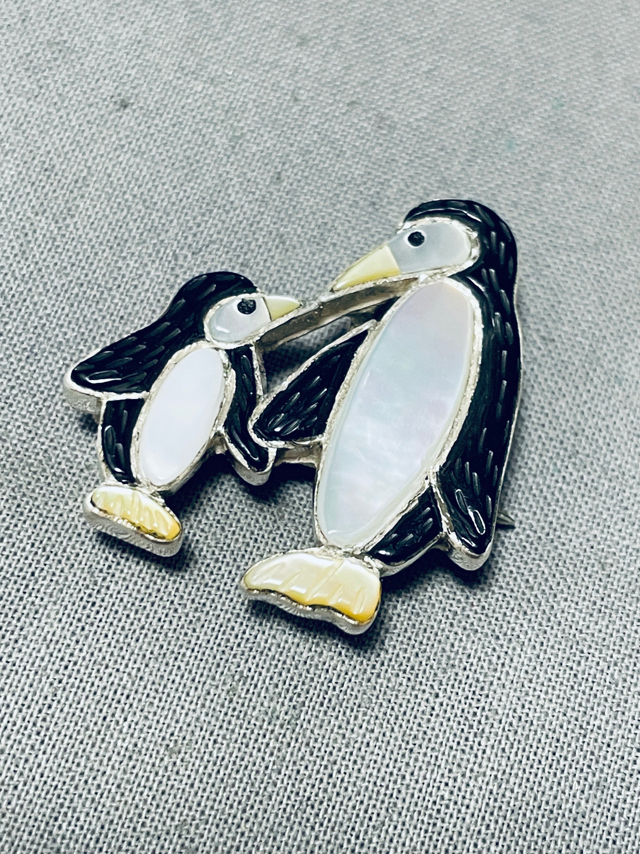 Vintage 980 Sterling Silver multi Stone Inlay outlet Penguin Bird Brooch pin from 80'S