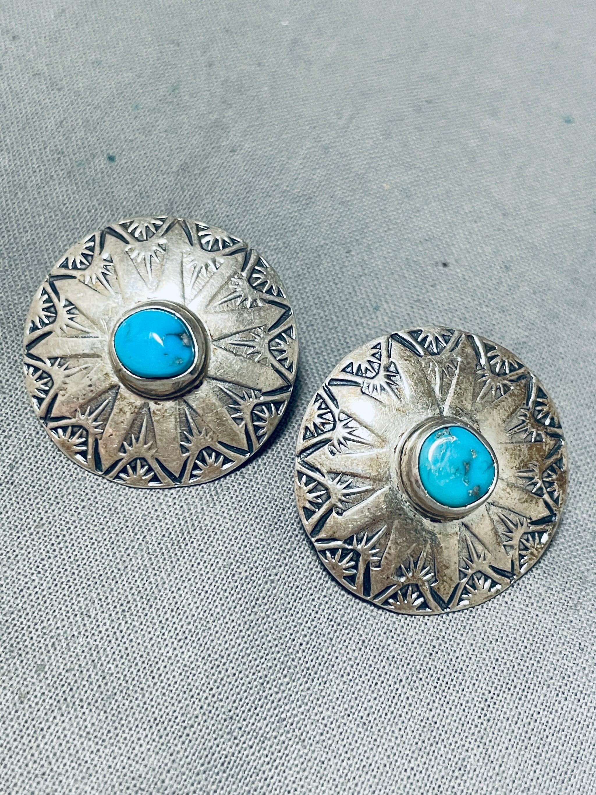 Navajo Earrings Talon Turquoise Beveled Sterling Silver Native American offers Vintage Collectible USA