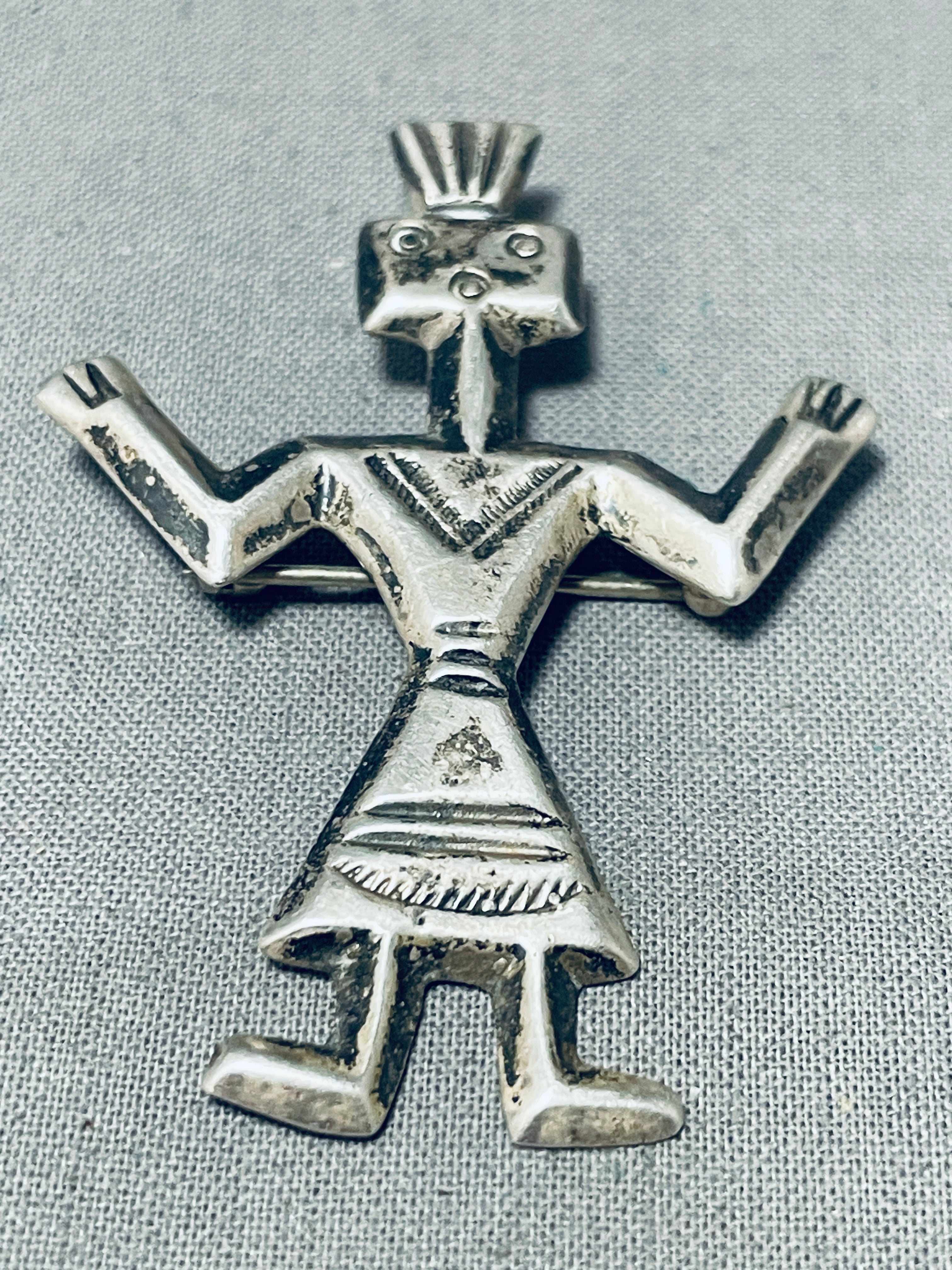 Navajo Kachina Stamped Sterling Silver Earrings - Stanley Gene - Native  American