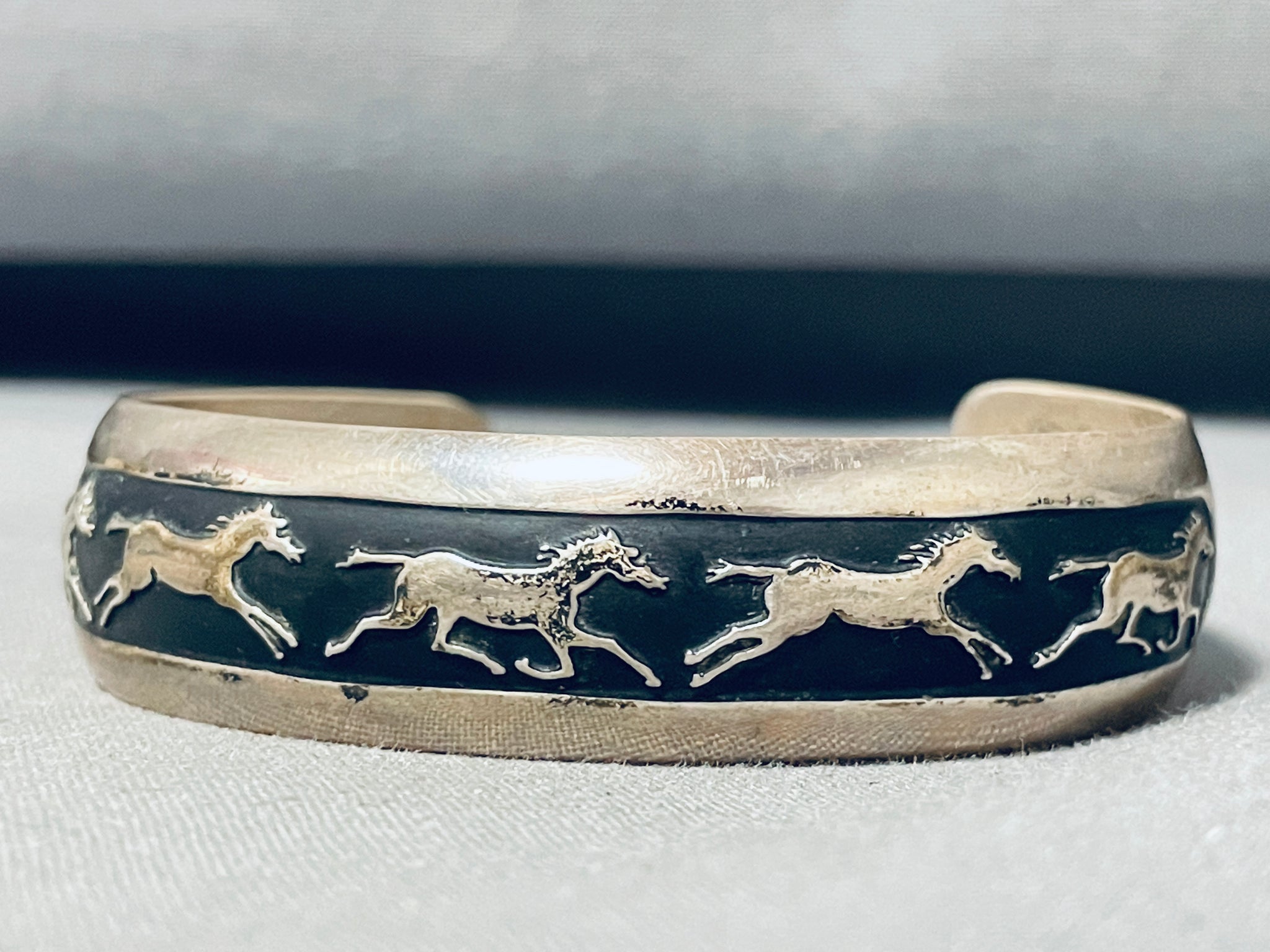 Wild horses signed B. Webb sterling silver Native American Navajo shops cuff bracelet