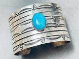 Linda Johnson Exquisite Native American Navajo Kingman Turquoise Sterling Silver Bracelet