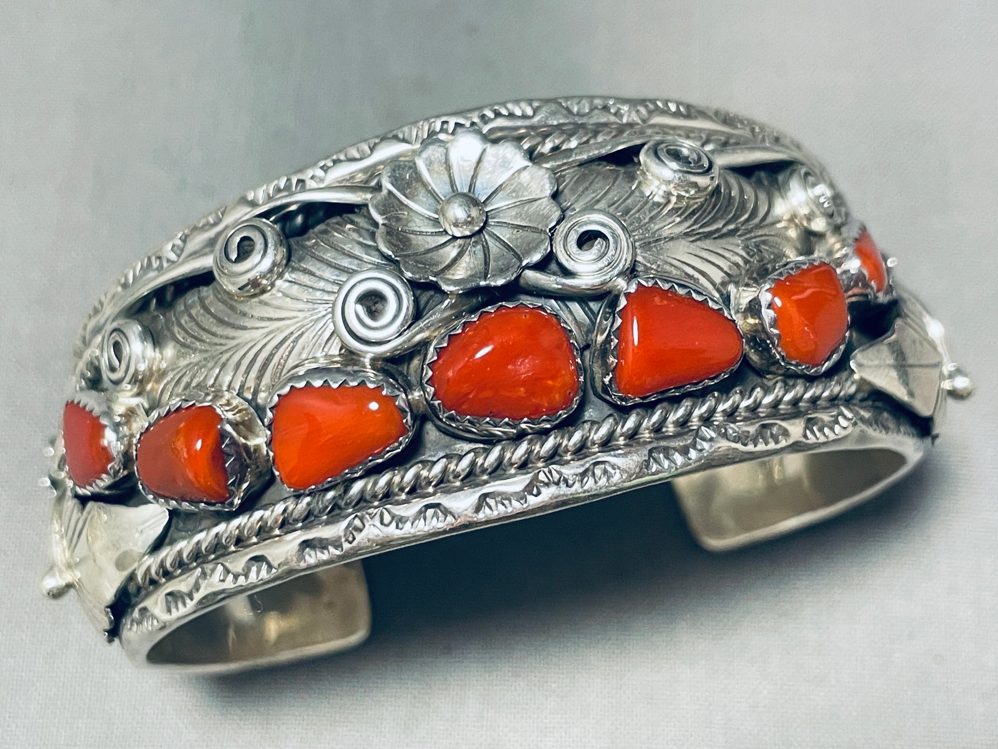 VTG NAVAJO STERLING SILVER PINK CORAL BRACELET #117 store