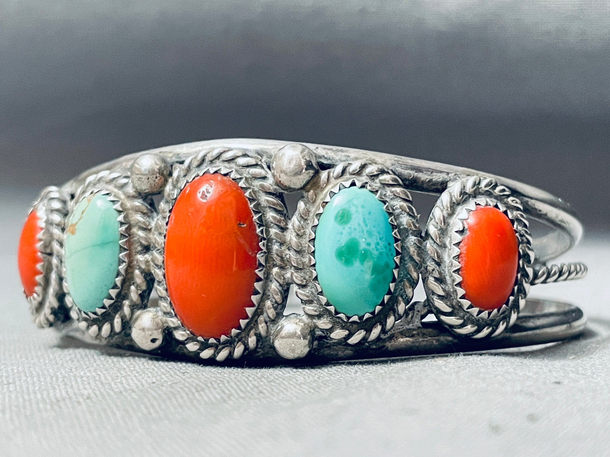 Quality Vintage Native American Navajo Turquoise Domed Coral