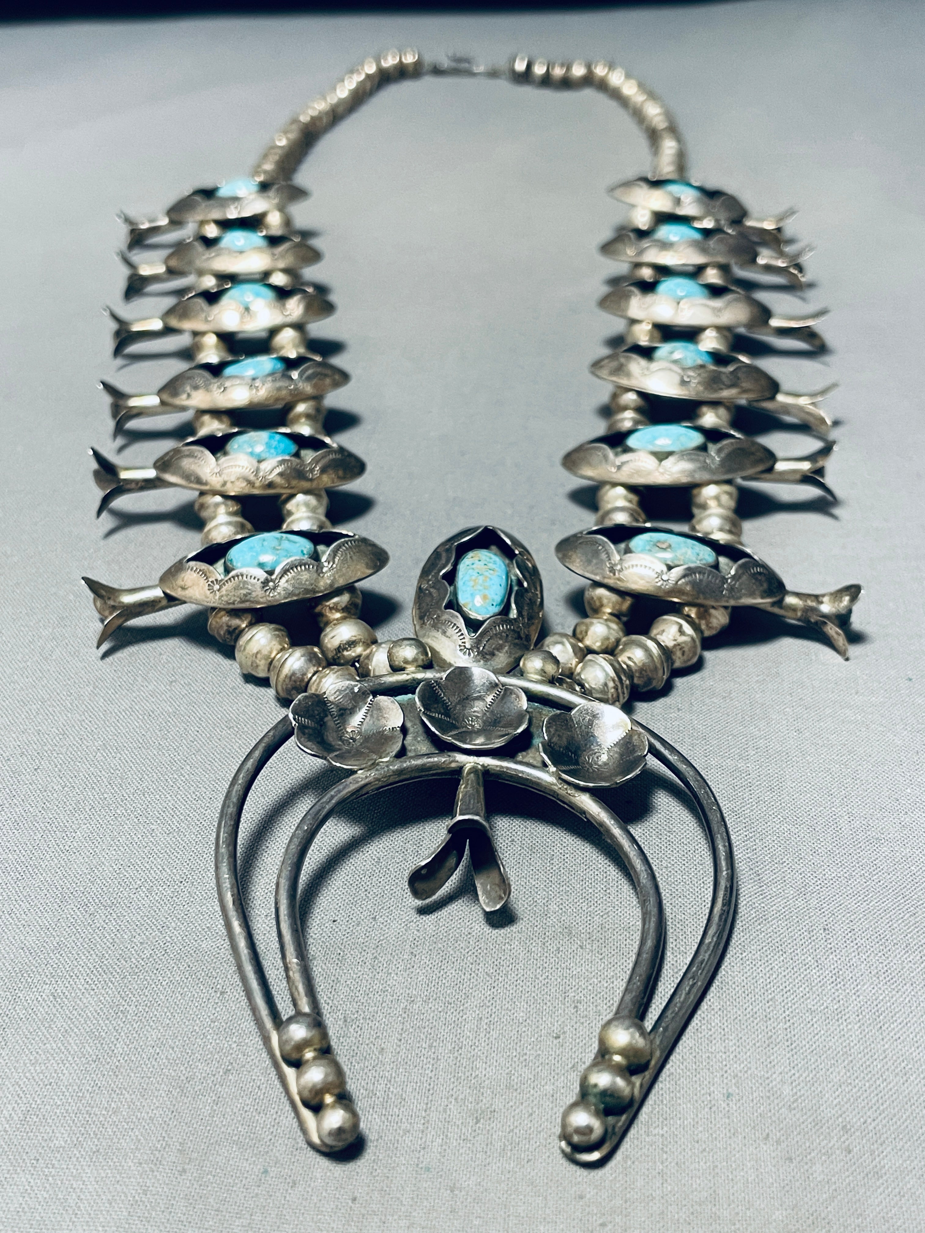 NAVAJO Ma Atsidii シルバー オニキス フラワー バックル NAVAJO Ma Atsidii シルバー オニキス フラワー バックル NAVAJO Ma