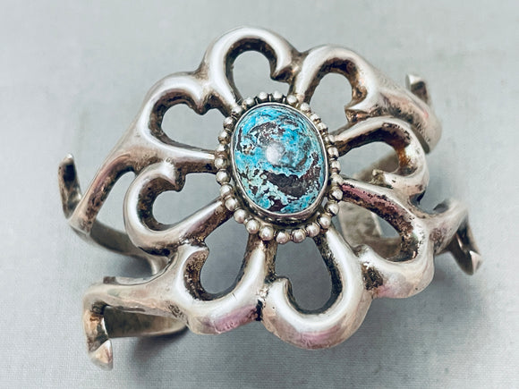 Superior Vintage Native American Navajo Domed Bisbee Turquoise Sterling Silver Bracelet Old-Nativo Arts
