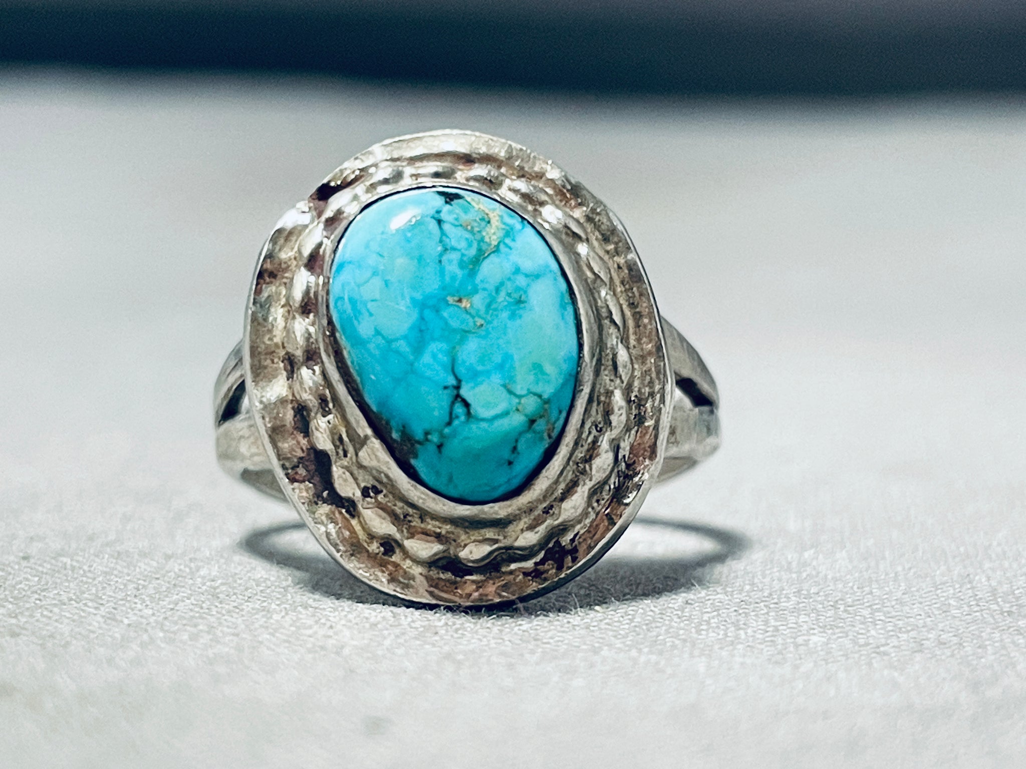 Vintage NA turquoise southwestern sterling outlet silver ring