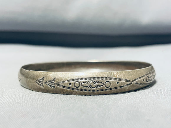 Traditional Vintage Native American Navajo Sterling Silver Bangle Bracelet-Nativo Arts