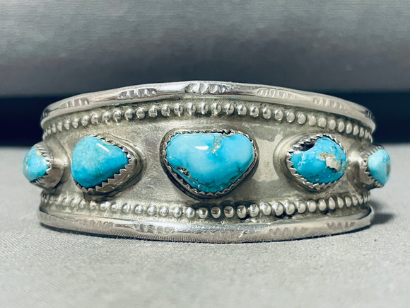 Sensational Vintage Native American Navajo Old Kingman Turquoise Sterling Silver Bracelet-Nativo Arts