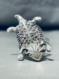 Alluring Native American Navajo Sterling Silver Toad Ring-Nativo Arts