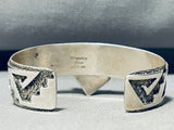 Native American One Of The Most Artisitc Gaspeite Sterling Silver Bracelet-Nativo Arts