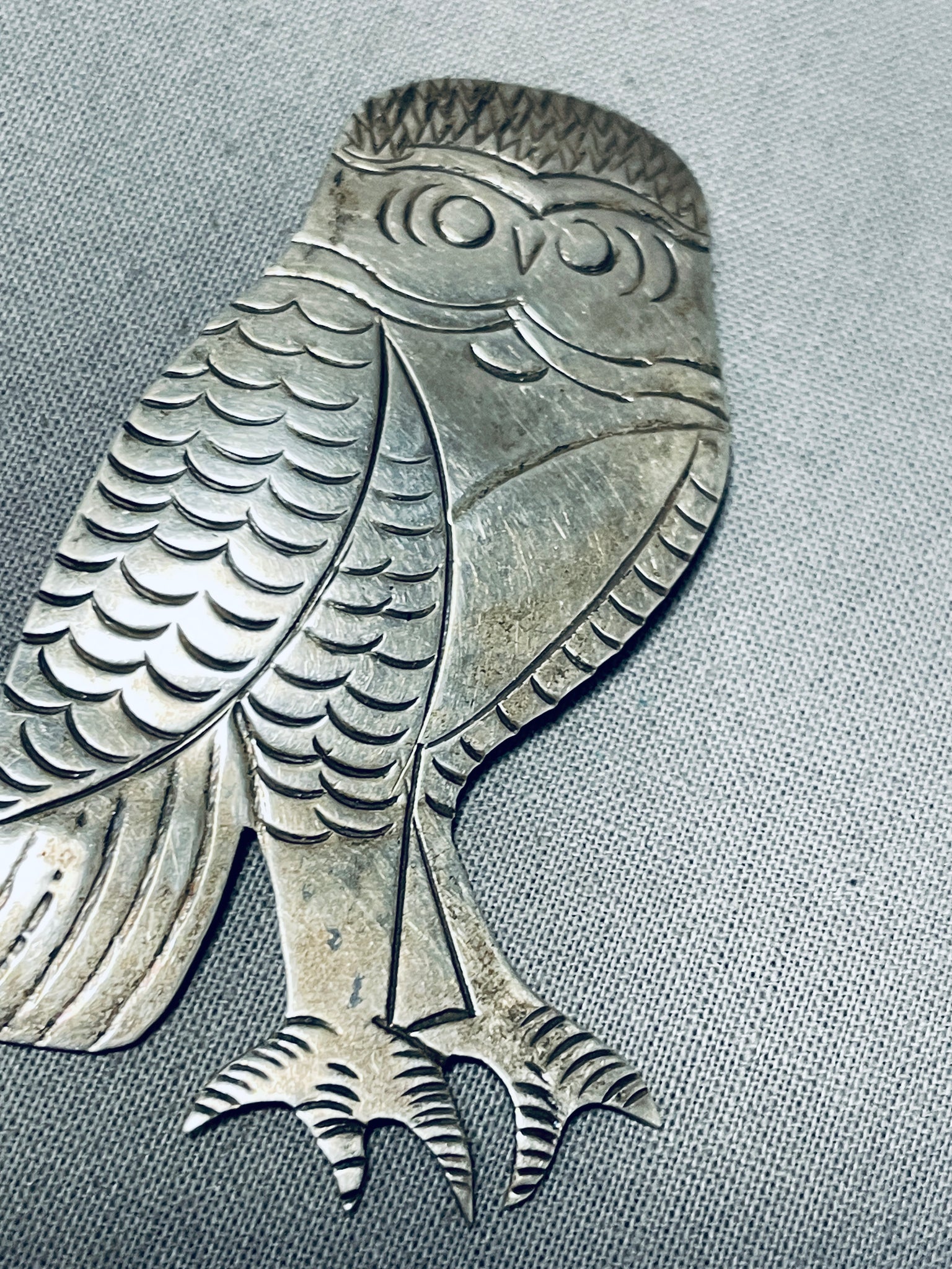 Exceptional Vintage Native American Navajo Sterling Silver Owl Pin