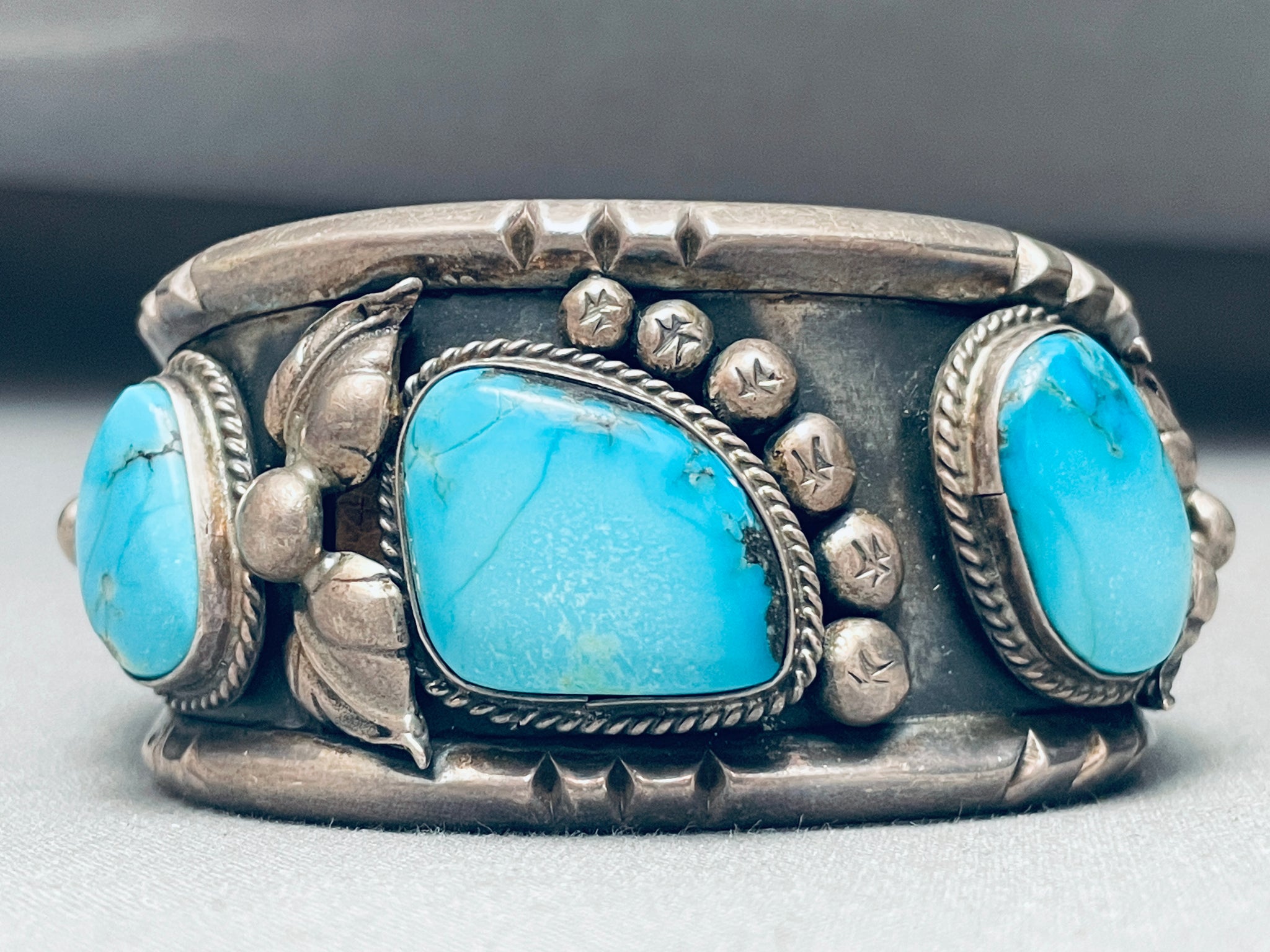 アクセサリー Vintage Navajo Turquoise Silver Bracelet Heavy 96 Grams Vintage Native American Navajo Turquoise Sterling
