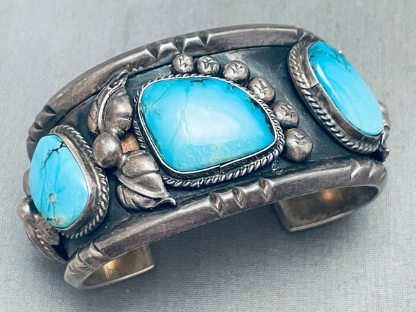 bc916525-5a3e-531a-a903-