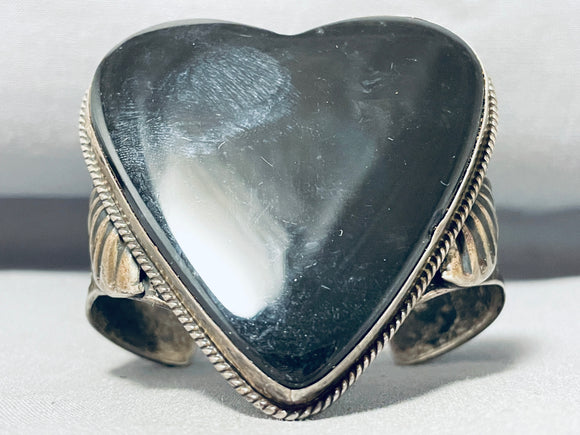 One Of A Kind Vintage Native American Navajo Black Onyx Sterling Silver Heart Bracelet-Nativo Arts