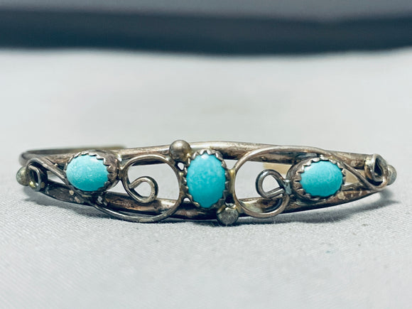 Pretty Vintage Native American Navajo Pilot Mountain Turquoise Sterling Silver Bracelet-Nativo Arts