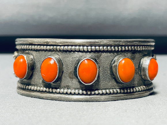 Jawdrop Fab Vintage Native American Navajo Domed Coral Sterling Silver Bracelet-Nativo Arts