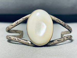 Pretty Vintage Native American Navajo Mother Of Pearl Sterling Silver Bracelet-Nativo Arts