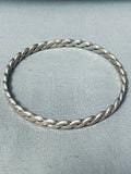 Hand Tooled Vintage Native American Navajo Sterling Silver Rope Chain Bracelet Bangle