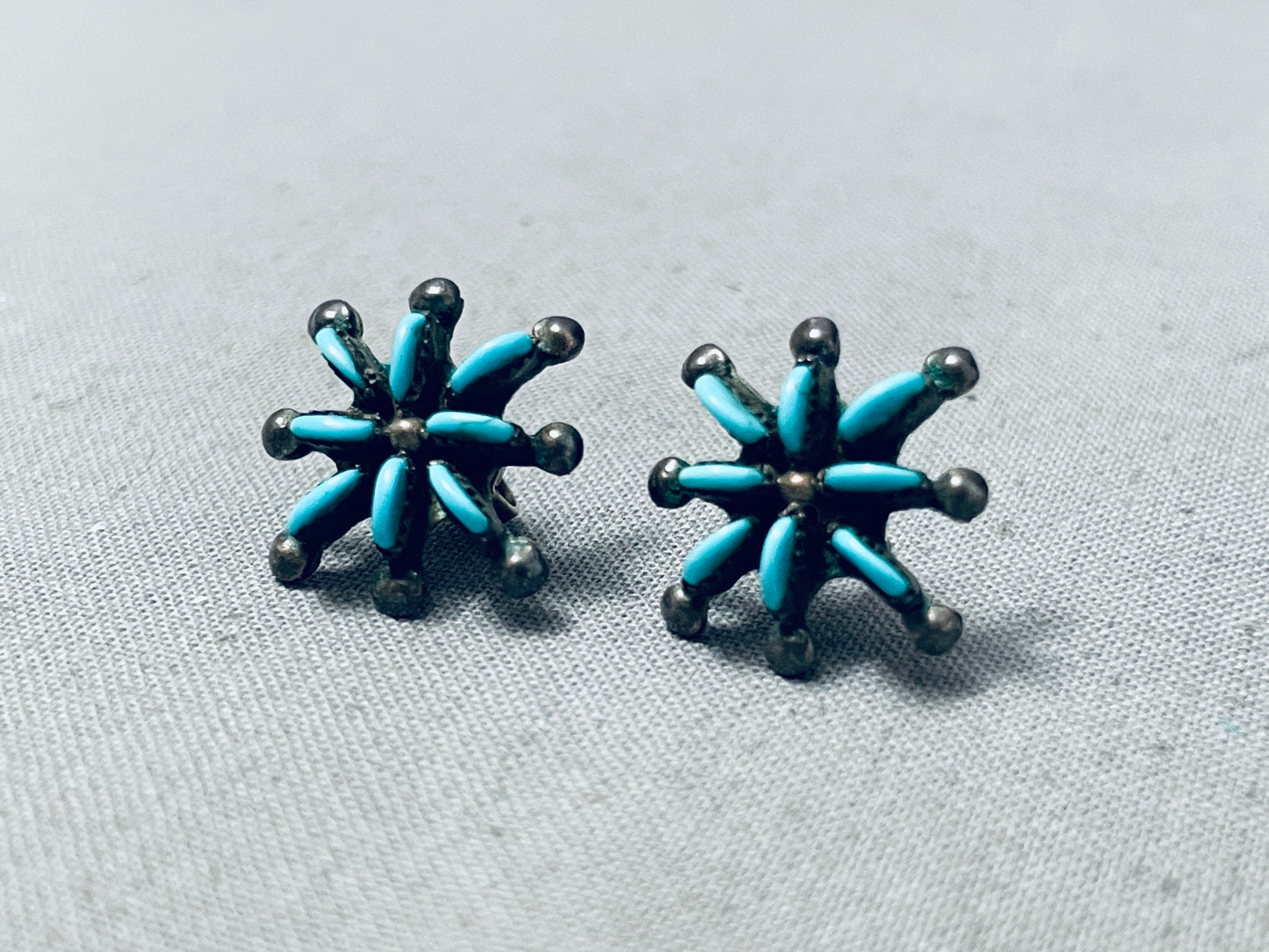 Stars Of Turquoise Vintage Native American Zuni Needle Sterling