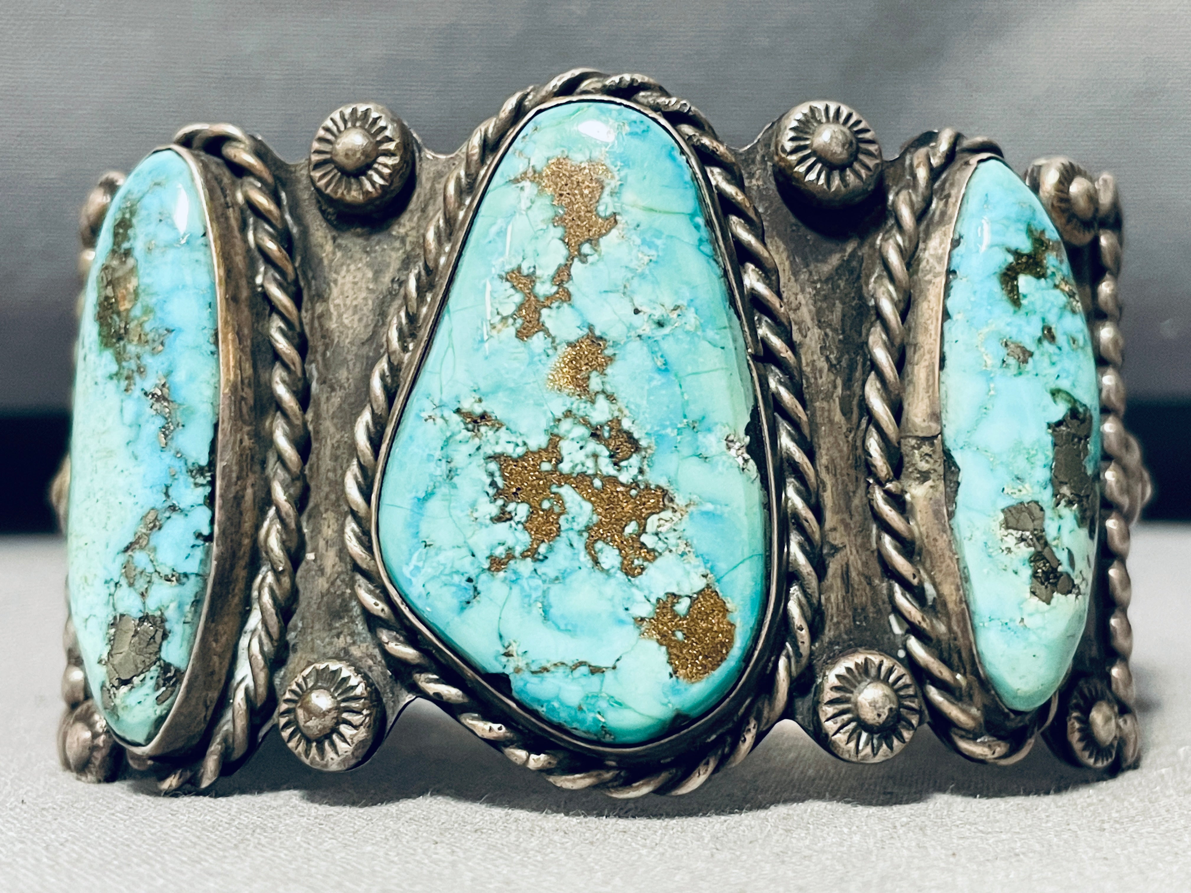 One Of The Best Ever Vintage Native American Navajo Turquoise