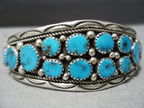 Eye-catching Vintage Native American Navajo Turquoise Sterling Silver Bracelet Old-Nativo Arts
