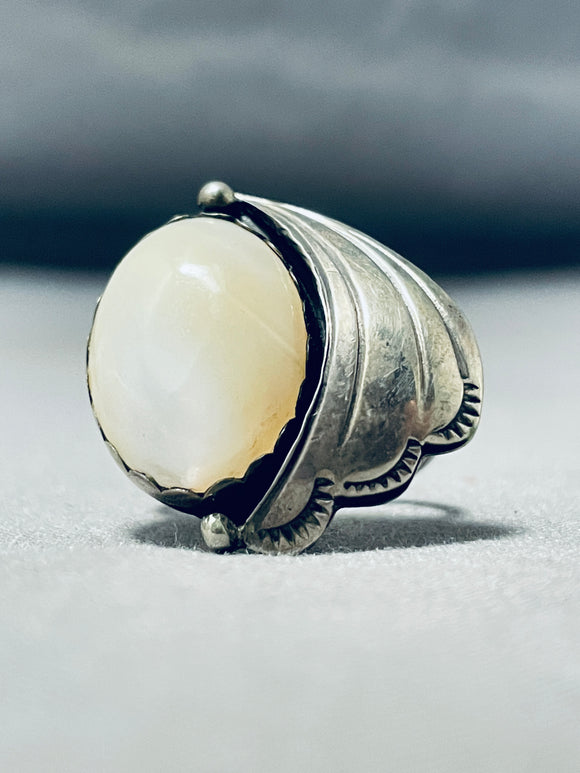 Glorious Native American Navajo Mother Of Pearl Sterling Silver Fan Ring-Nativo Arts