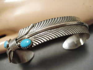 Detailed!! Vintage Native American Navajo Hand Carved Feather Sterling Silver Turquoise Bracelet-Nativo Arts
