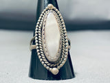 Beautiful White Pearl Vintage Native American Navajo Sterling Silver Ring Old-Nativo Arts