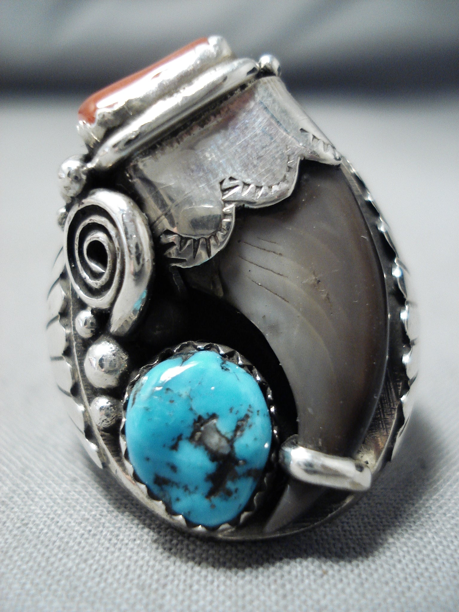 Vintage Turquoise & factory Coral Sterling Silver Unique Real Bear Claw Men's Ring