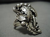 Important Vintage Native American Zuni Henry Yawakia Sterling Silver Leaves Ring Old-Nativo Arts