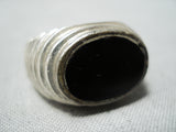 Striking Vintage Native American Navajo Onyx Sterling Silver Ring Old-Nativo Arts
