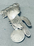Noteworthy Howling Coyote Vintage Native American Navajo Sterling Silver Pin-Nativo Arts