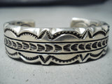 Elegant Vintage Navajo Native American Sterling Silver Bracelet Old-Nativo Arts
