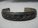 Authentic Vintage Native American Navajo Patina Thomas Singer Sterling Silver Bracelet Old-Nativo Arts