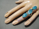 Eye-catching Vintage Native American Navajo Turquoise Sterling Silver Ring Old-Nativo Arts
